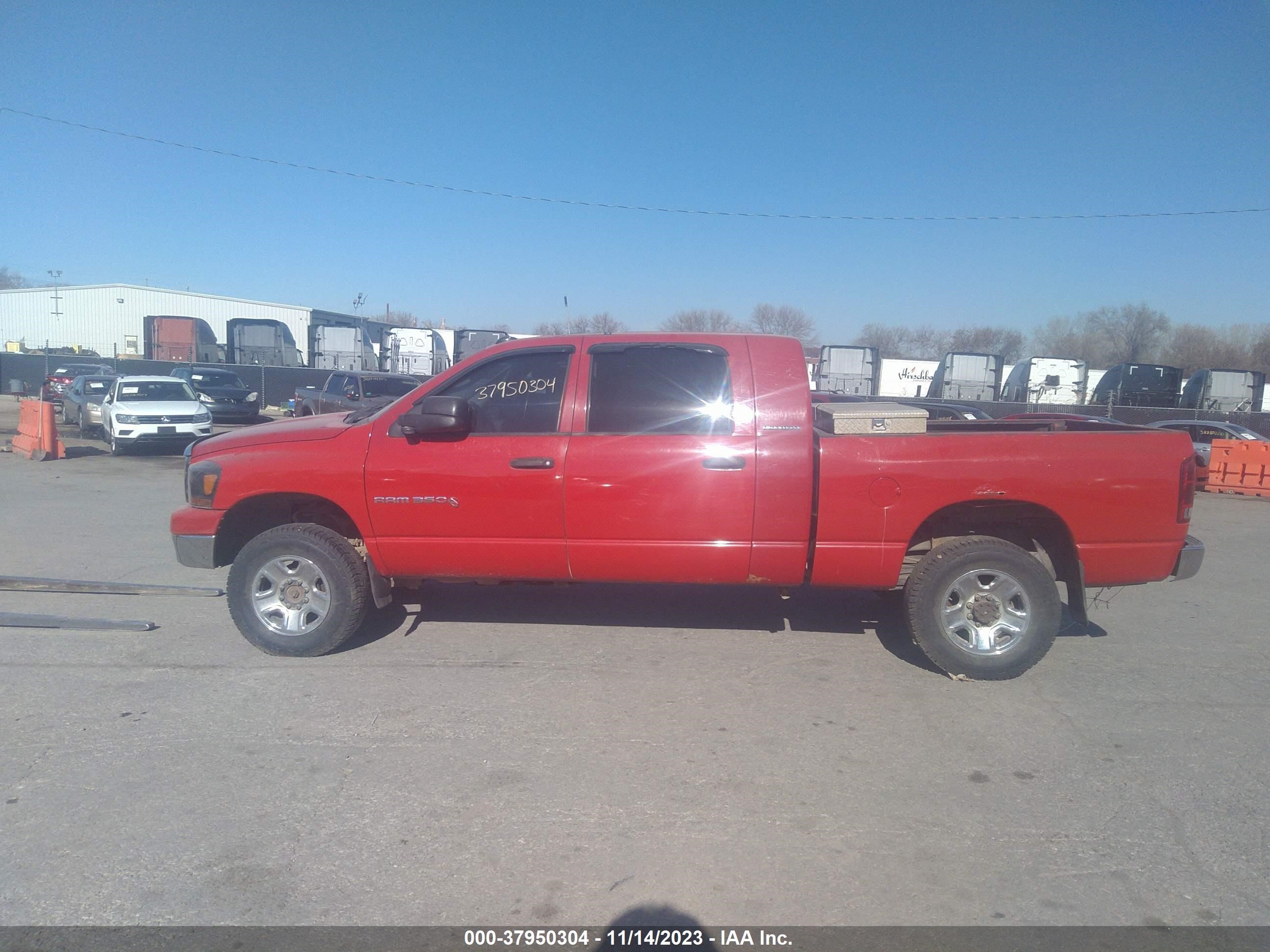 Photo 13 VIN: 1FM5K7D89EGC37489 - DODGE RAM 