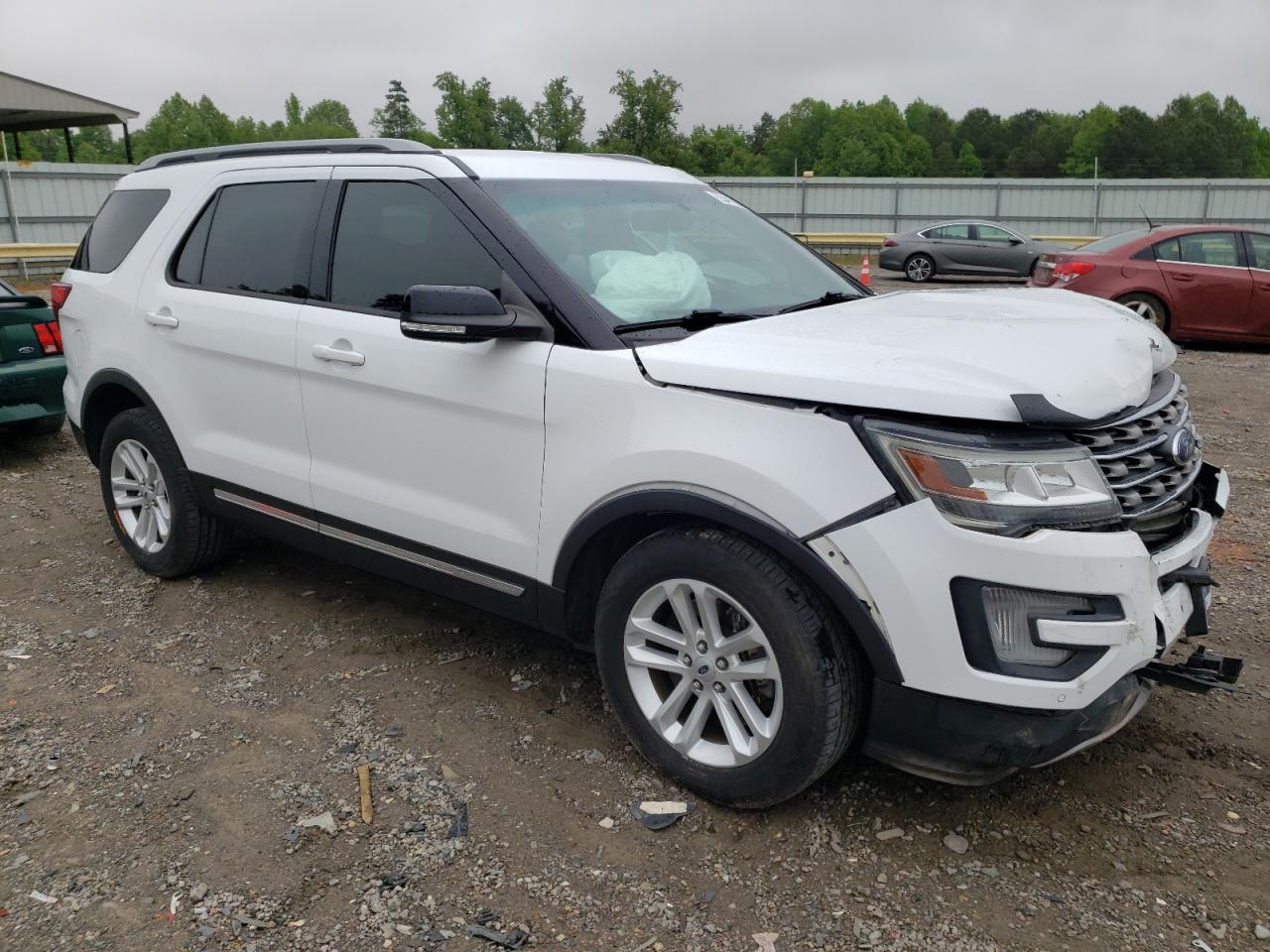 Photo 3 VIN: 1FM5K7D89HGB89660 - FORD EXPLORER 