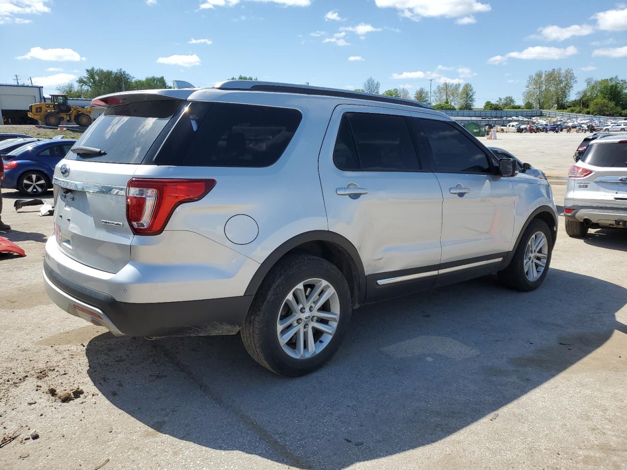 Photo 2 VIN: 1FM5K7D8XGGA17894 - FORD EXPLORER 