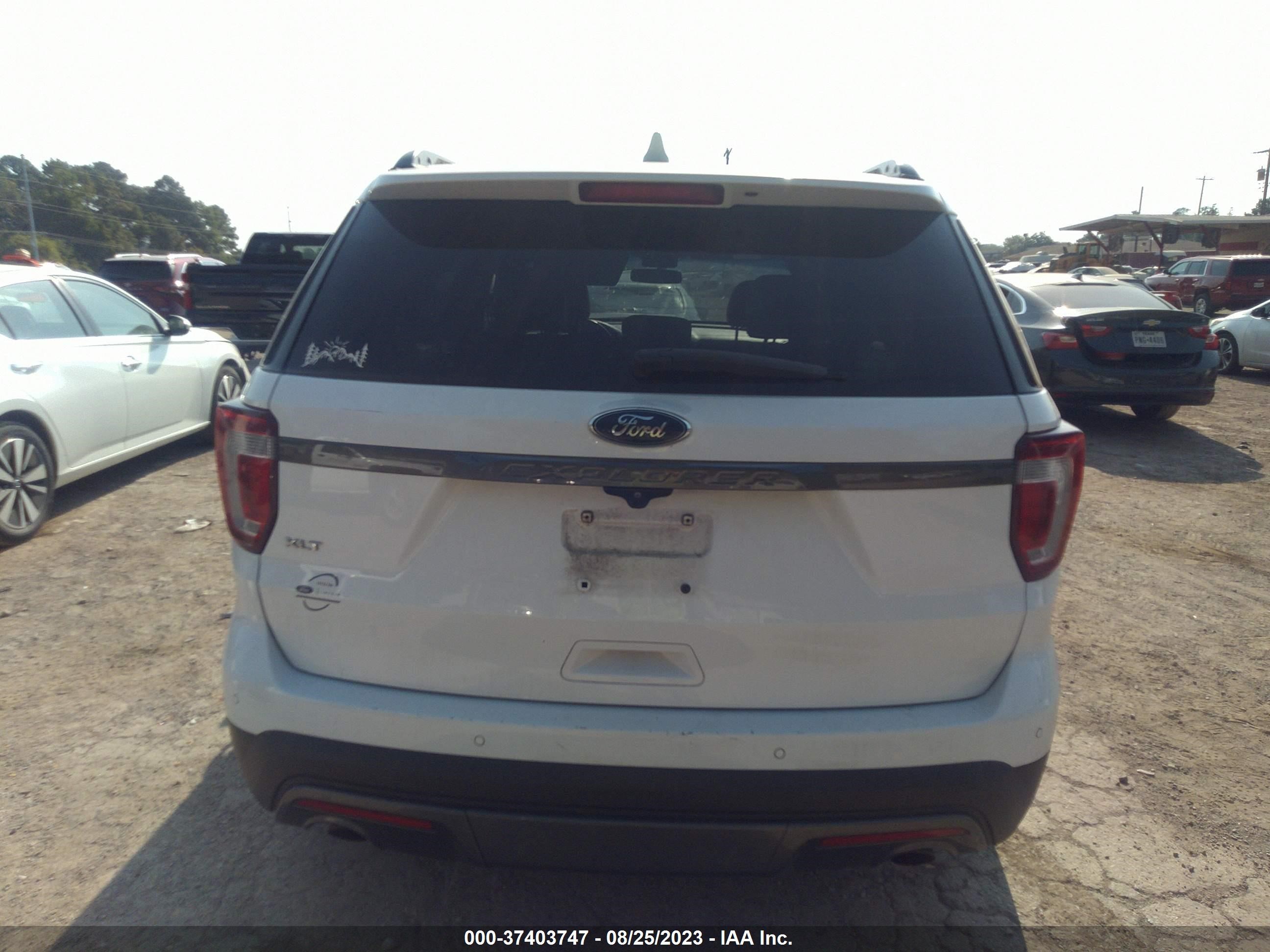 Photo 16 VIN: 1FM5K7D8XHGB62645 - FORD EXPLORER 