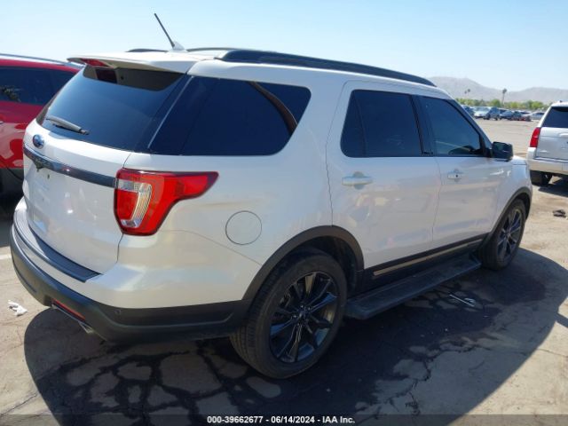 Photo 3 VIN: 1FM5K7D8XJGB44491 - FORD EXPLORER 