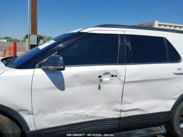 Photo 5 VIN: 1FM5K7D8XJGB44491 - FORD EXPLORER 