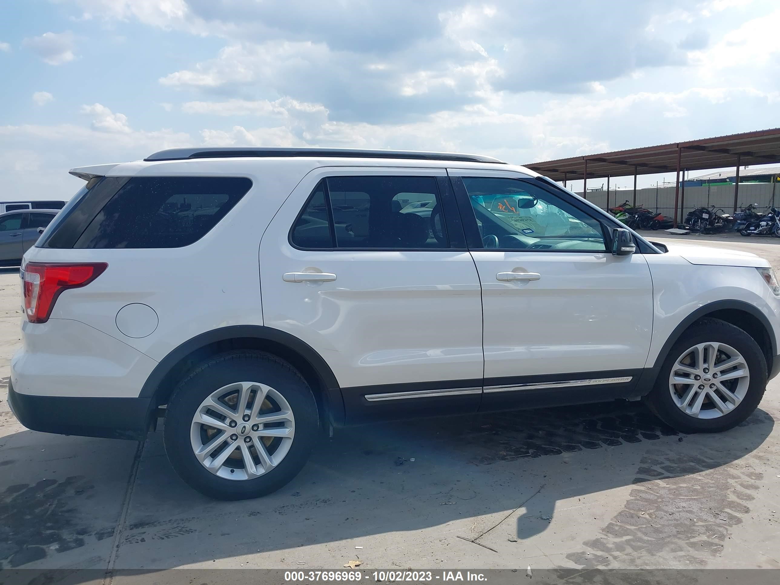 Photo 12 VIN: 1FM5K7DH1GGA61606 - FORD EXPLORER 