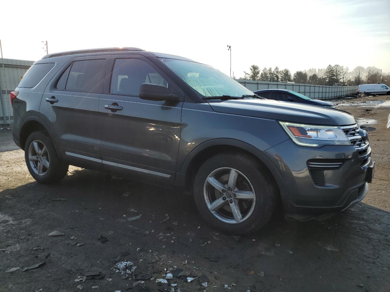 Photo 3 VIN: 1FM5K7DH7JGC21530 - FORD EXPLORER 