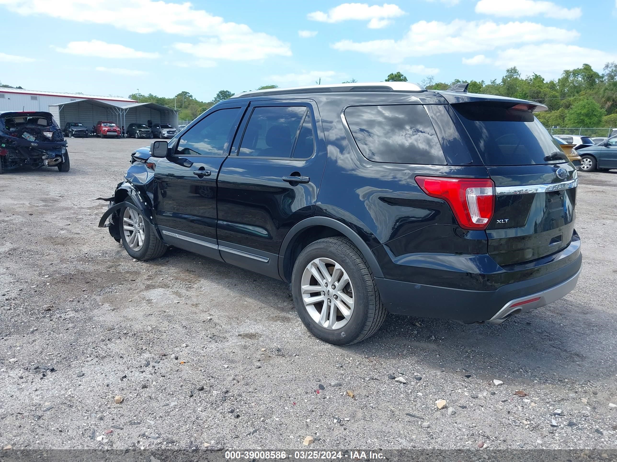 Photo 2 VIN: 1FM5K7DH8GGA93890 - FORD EXPLORER 