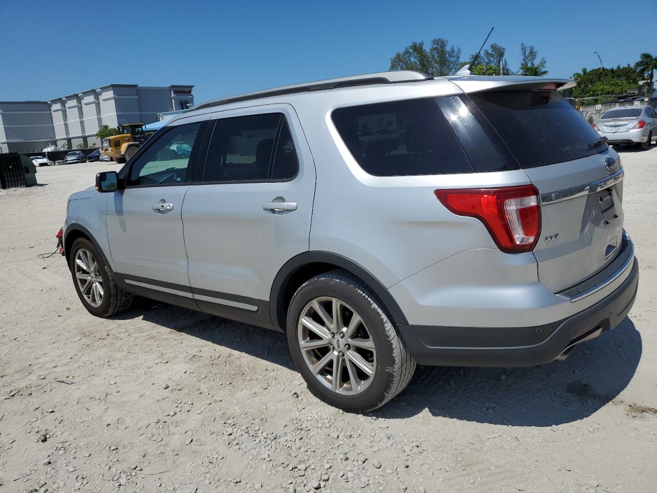 Photo 1 VIN: 1FM5K7DH8JGA95744 - FORD EXPLORER 