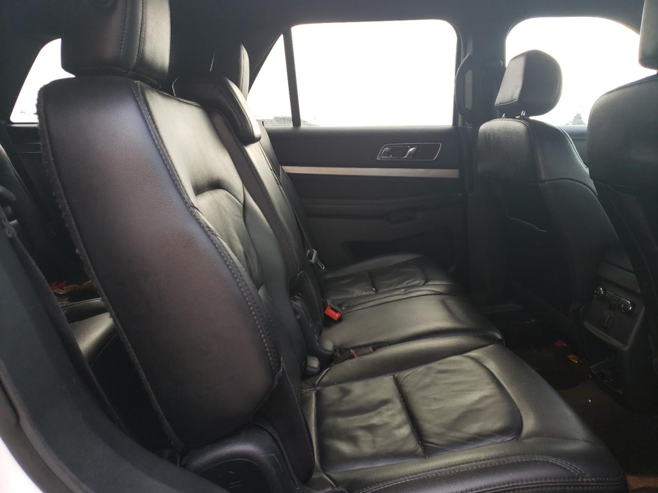 Photo 10 VIN: 1FM5K7DHXHGE32716 - FORD EXPLORER 