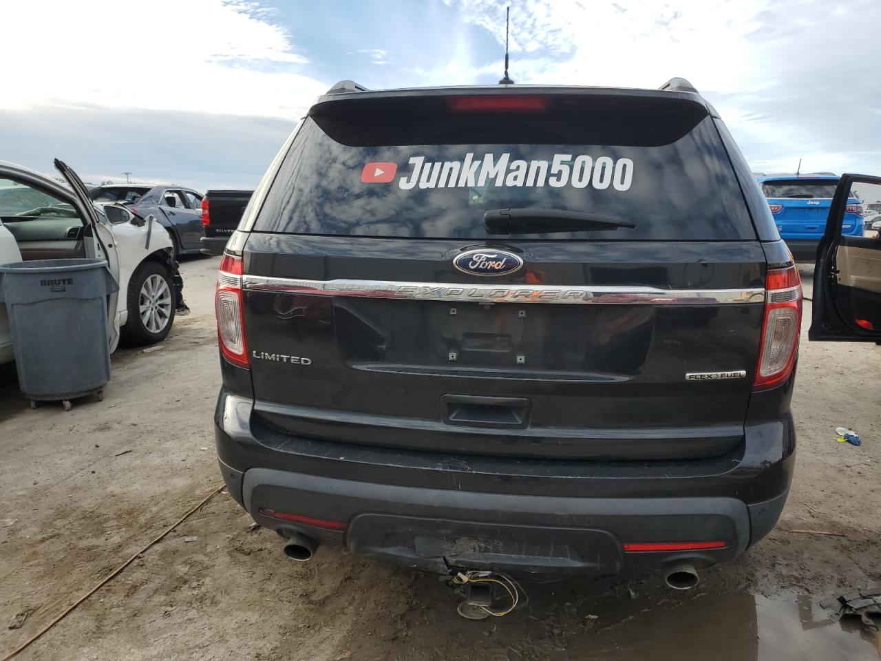 Photo 5 VIN: 1FM5K7F84FGB82416 - FORD EXPLORER 