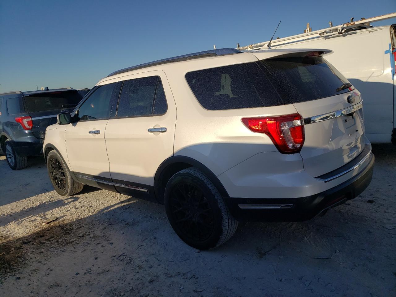 Photo 1 VIN: 1FM5K7F84JGB29806 - FORD EXPLORER 