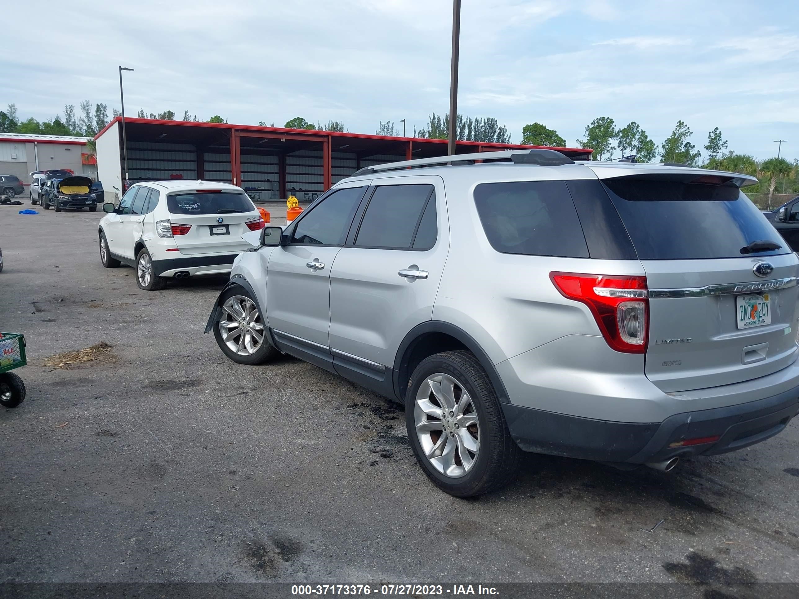 Photo 2 VIN: 1FM5K7F8XDGA08380 - FORD EXPLORER 