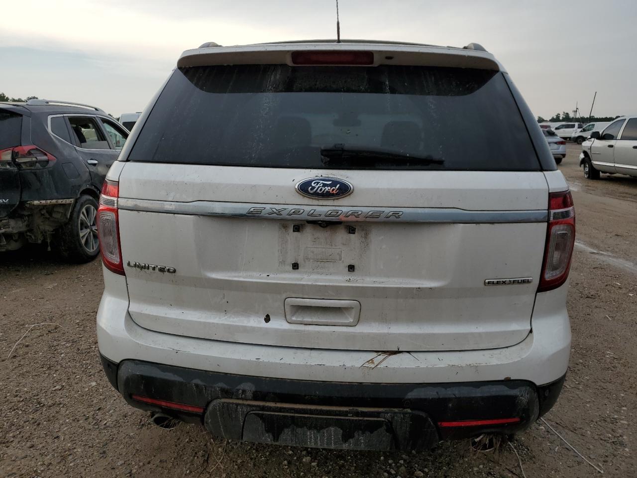 Photo 5 VIN: 1FM5K7F8XFGA85477 - FORD EXPLORER 