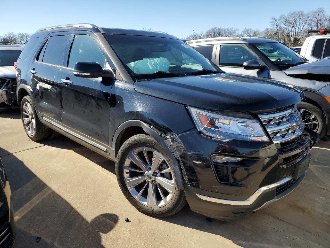 Photo 3 VIN: 1FM5K7F8XKGB42013 - FORD EXPLORER 