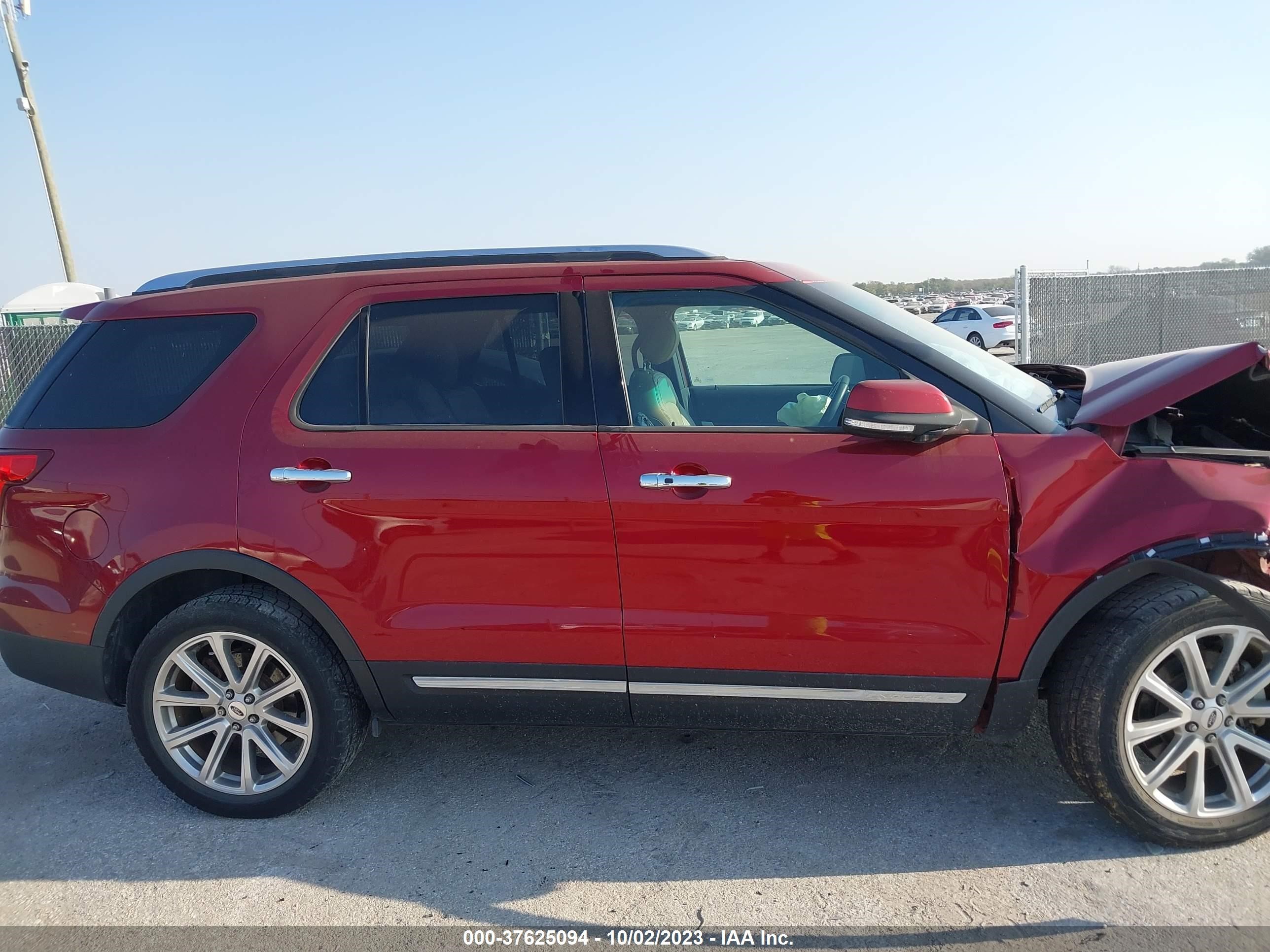 Photo 12 VIN: 1FM5K7FH6HGD53895 - FORD EXPLORER 