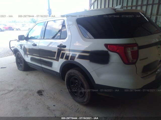 Photo 2 VIN: 1FM5K8AR3GGB44618 - FORD UTILITY POLICE 