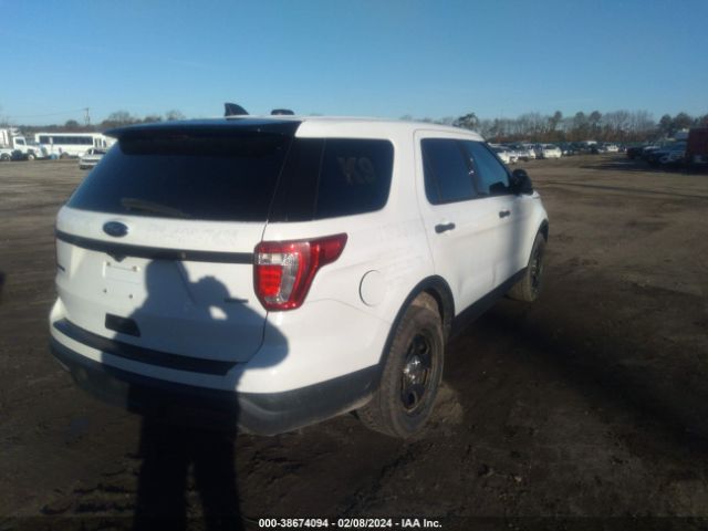 Photo 3 VIN: 1FM5K8AR7JGB46704 - FORD POLICE INTERCEPTOR UTILITY 