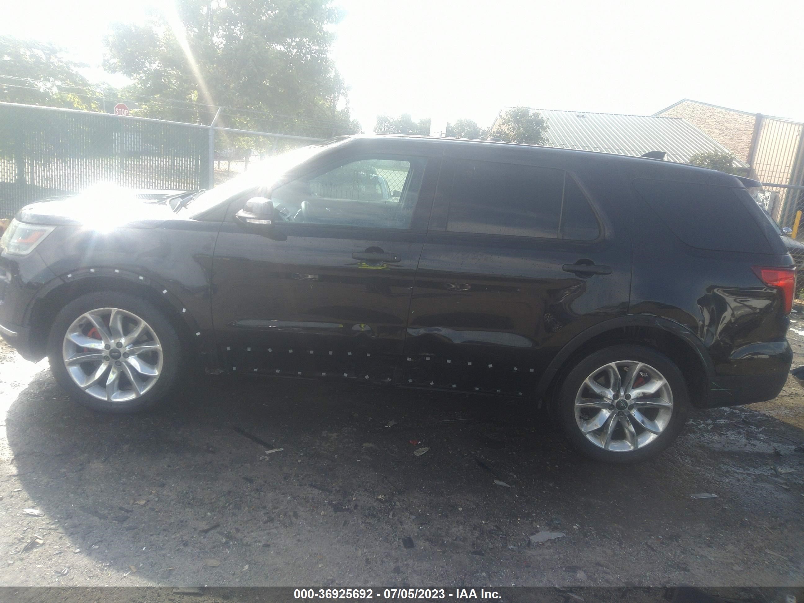 Photo 14 VIN: 1FM5K8AR8GGC26490 - FORD EXPLORER P 