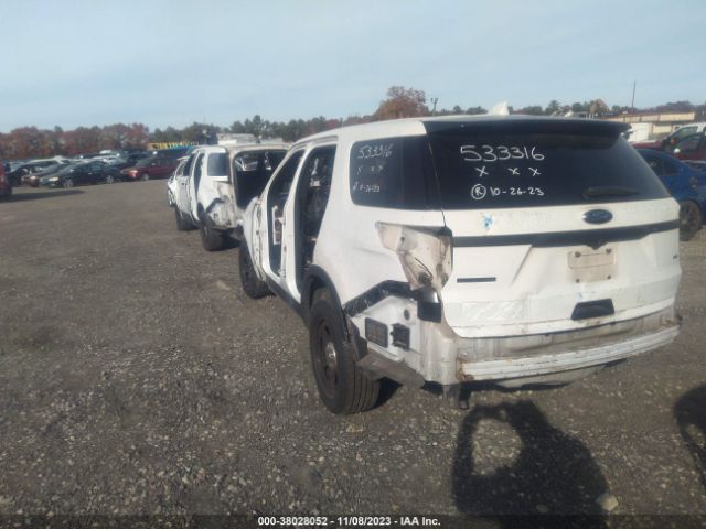 Photo 2 VIN: 1FM5K8AR9GGC37093 - FORD UTILITY POLICE 