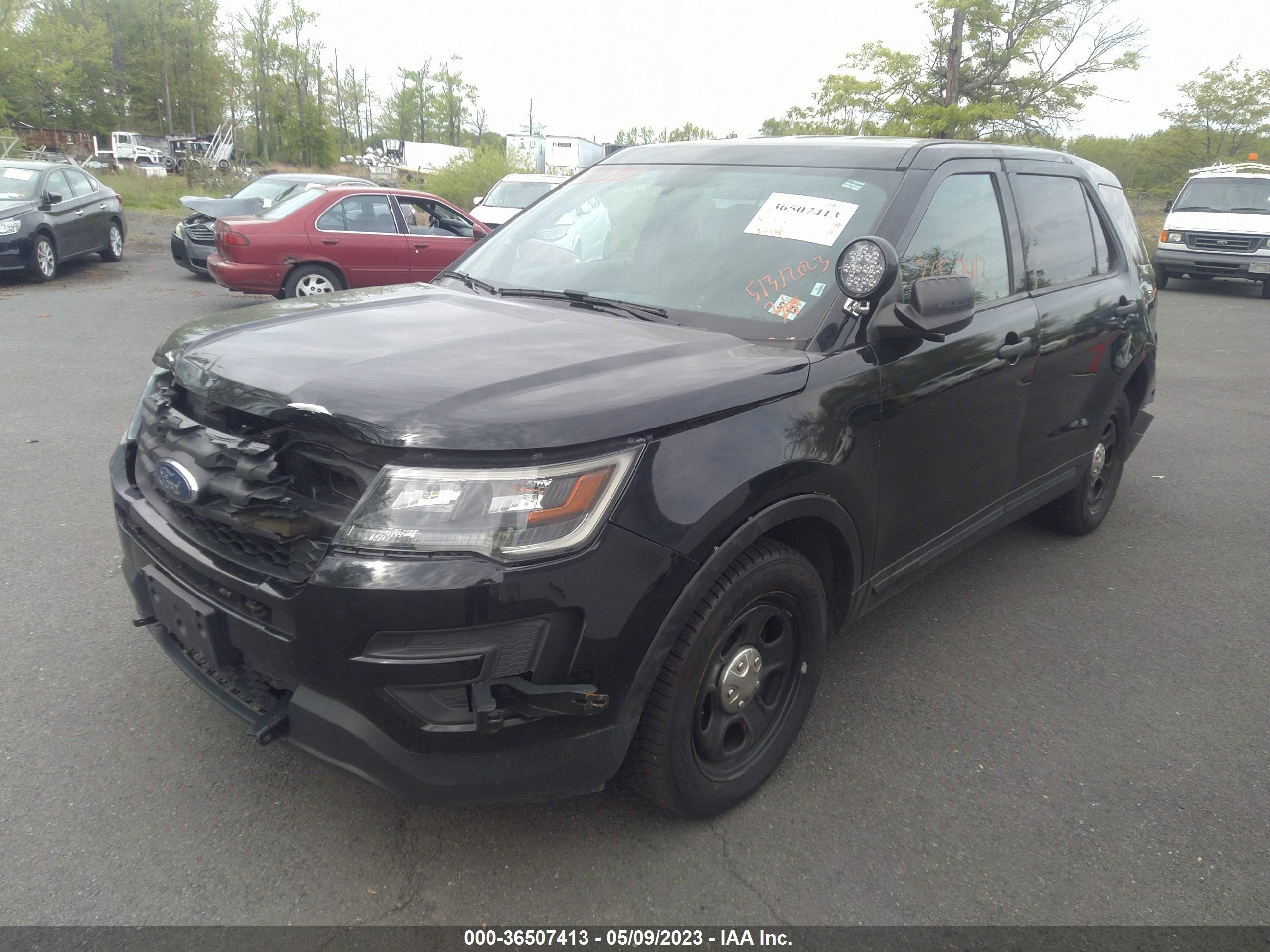 Photo 1 VIN: 1FM5K8ARXJGB59186 - FORD POLICE 