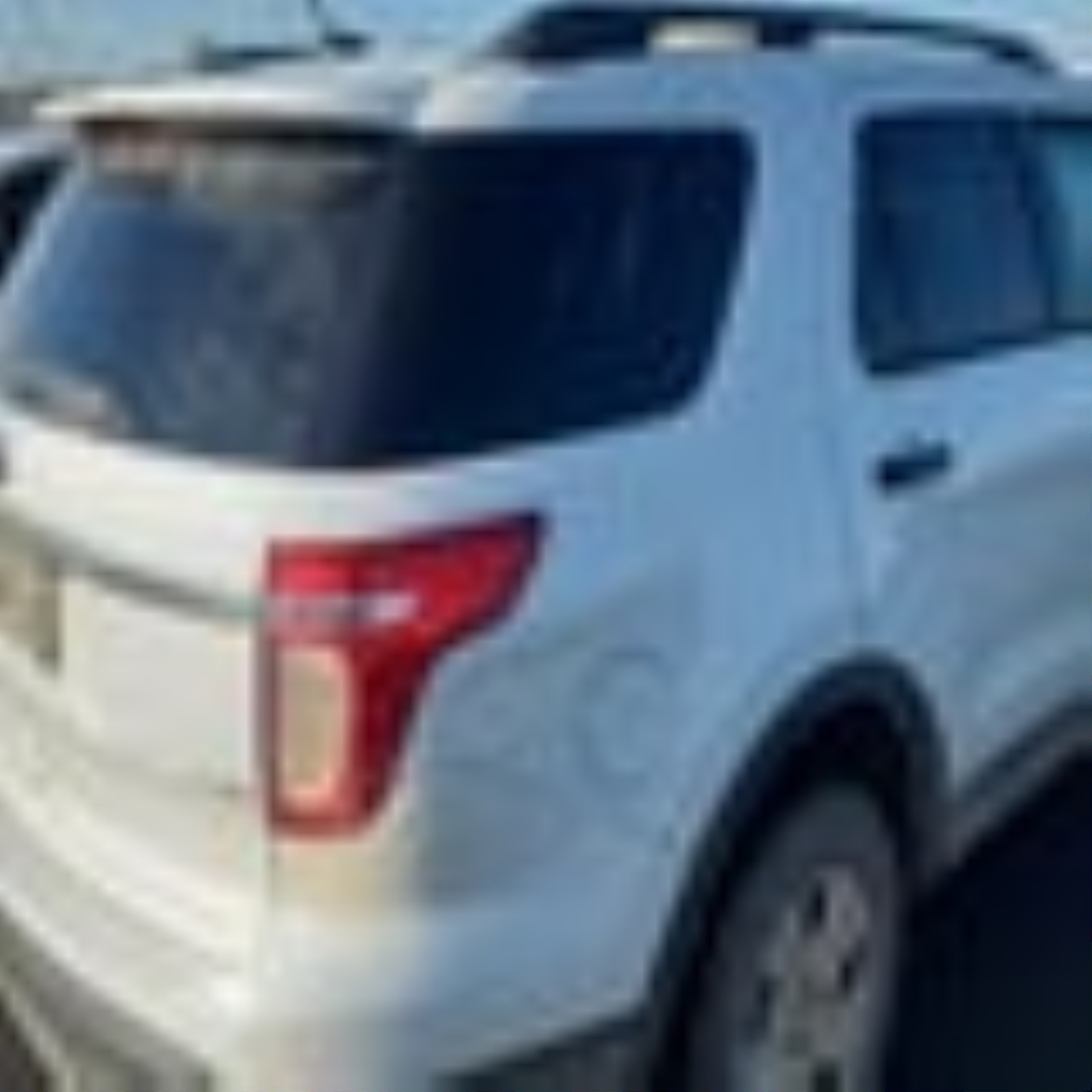 Photo 2 VIN: 1FM5K8B82DGC61091 - FORD EXPLORER 