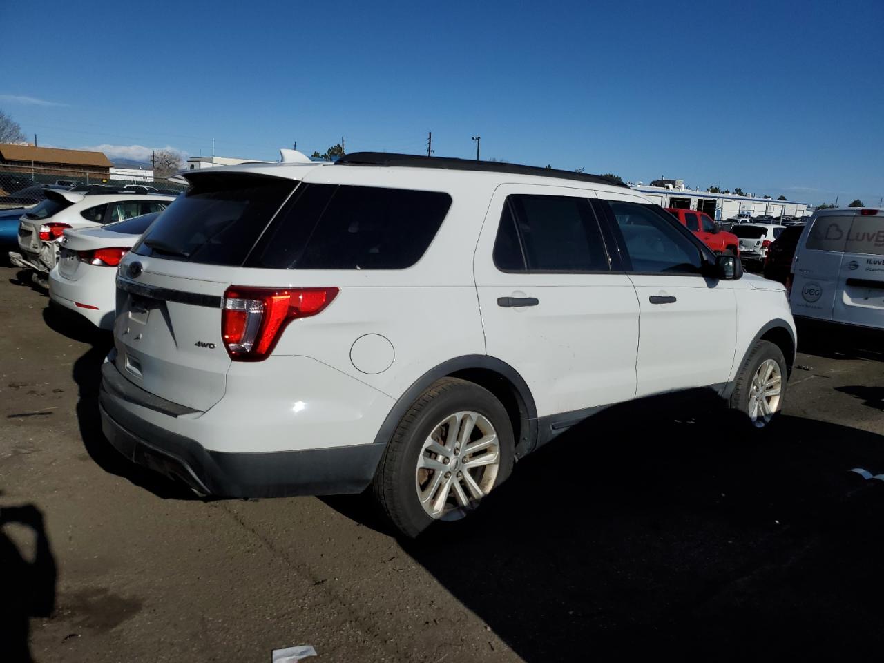 Photo 2 VIN: 1FM5K8B82HGA11646 - FORD EXPLORER 