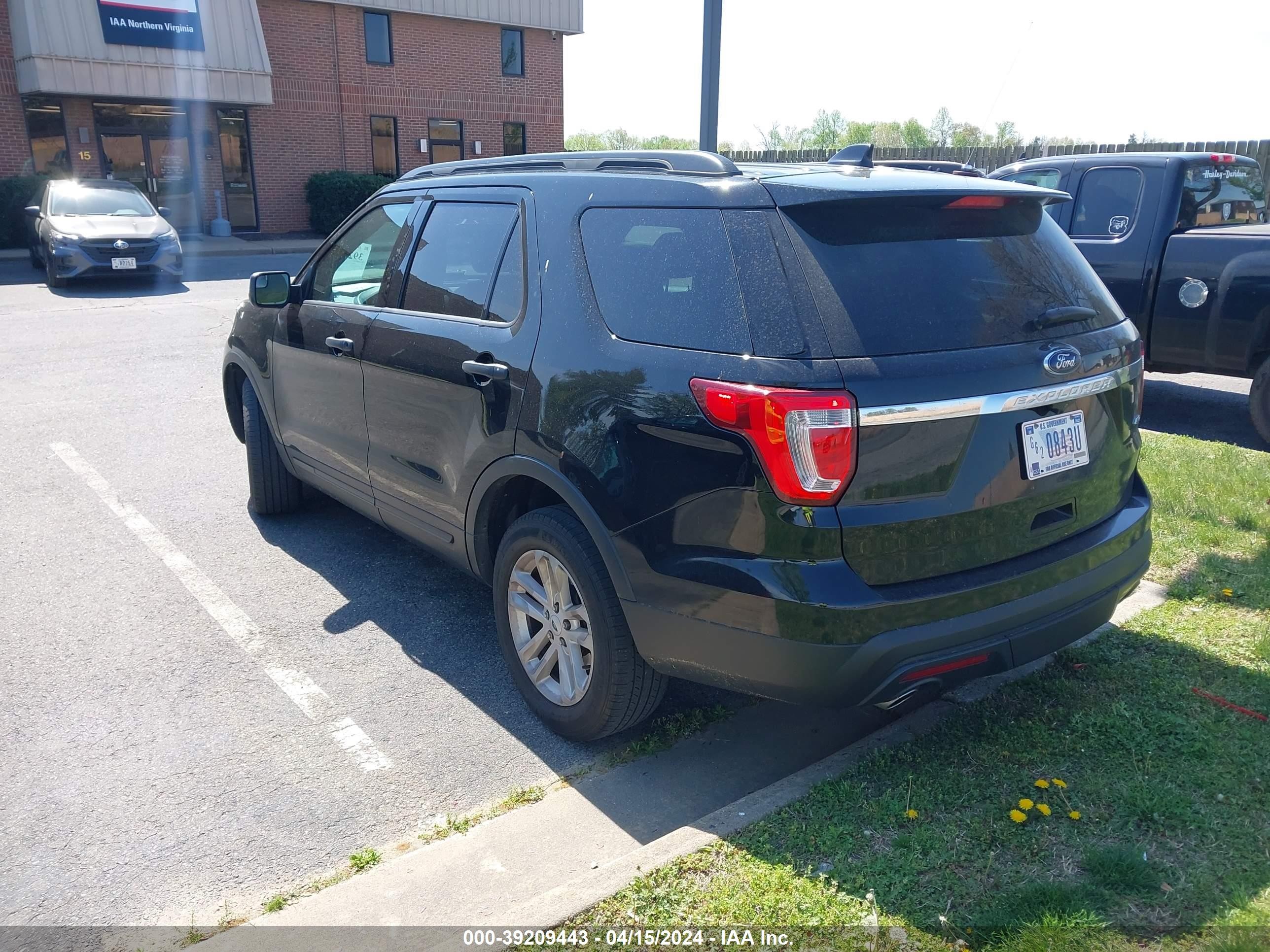 Photo 2 VIN: 1FM5K8B86HGC63691 - FORD EXPLORER 