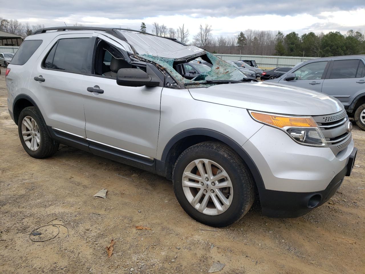 Photo 3 VIN: 1FM5K8B88FGB32663 - FORD EXPLORER 