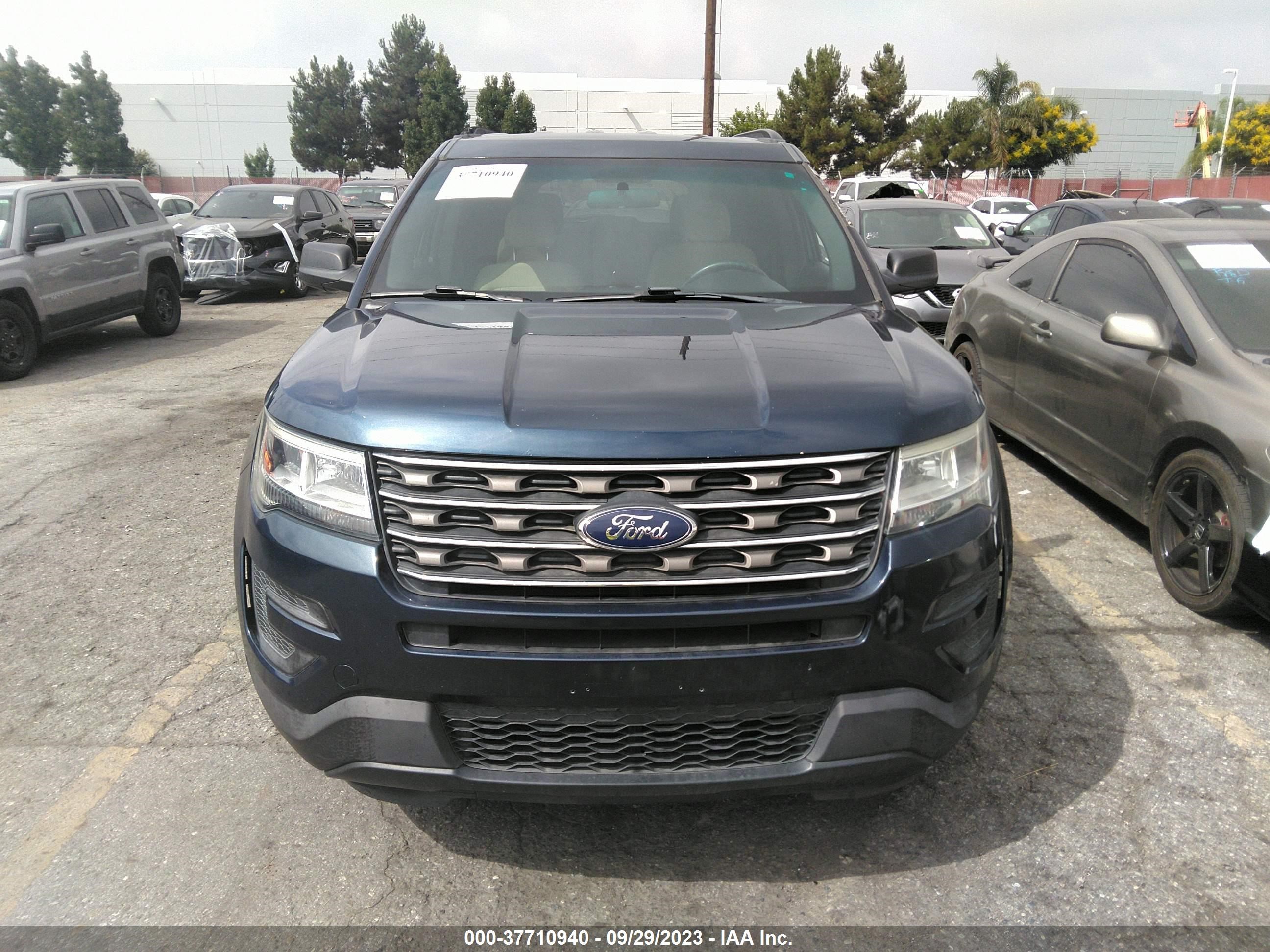 Photo 11 VIN: 1FM5K8B88HGA99523 - FORD EXPLORER 