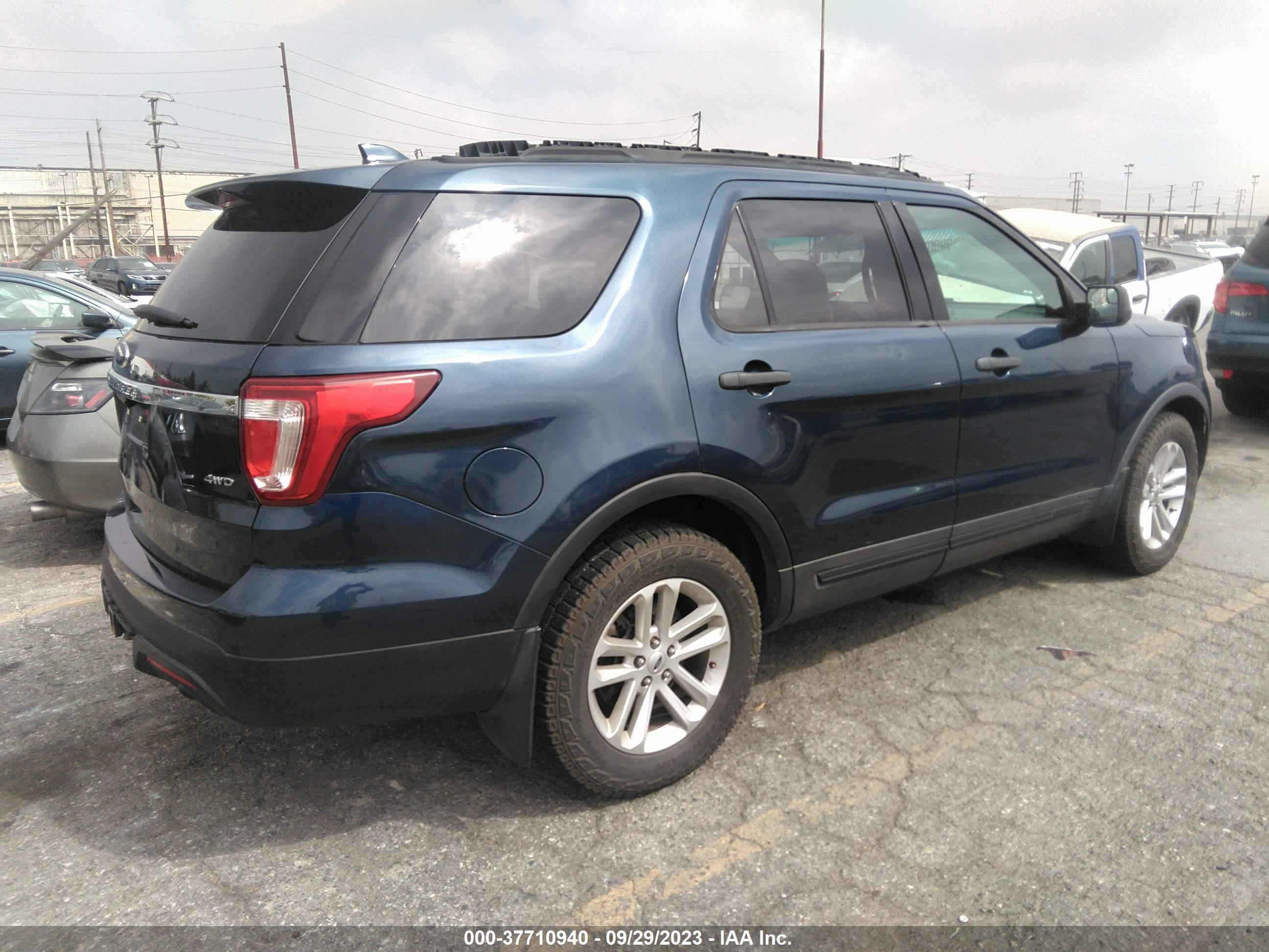 Photo 3 VIN: 1FM5K8B88HGA99523 - FORD EXPLORER 