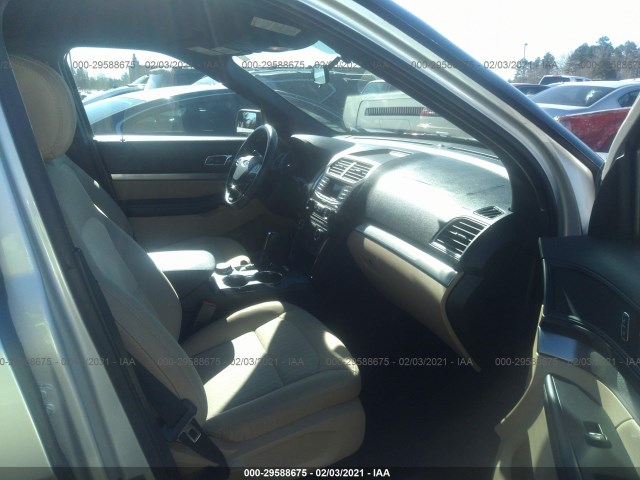 Photo 4 VIN: 1FM5K8B89HGC60655 - FORD EXPLORER 