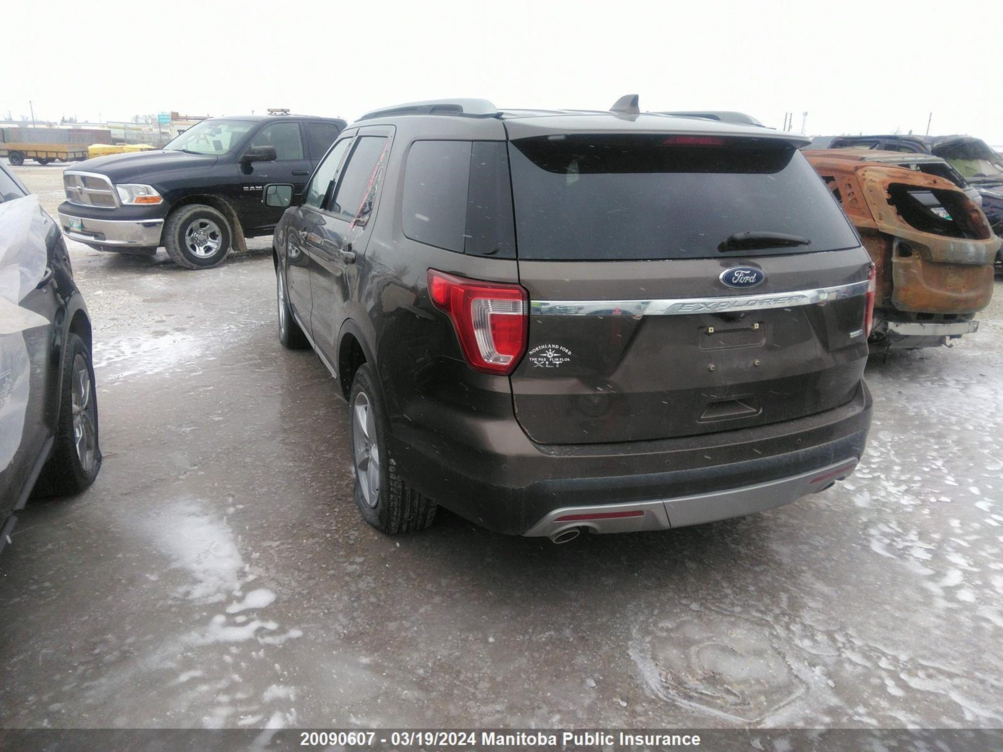 Photo 2 VIN: 1FM5K8D80GGB29349 - FORD EXPLORER 