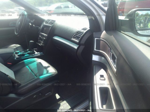 Photo 4 VIN: 1FM5K8D80HGA01209 - FORD EXPLORER 