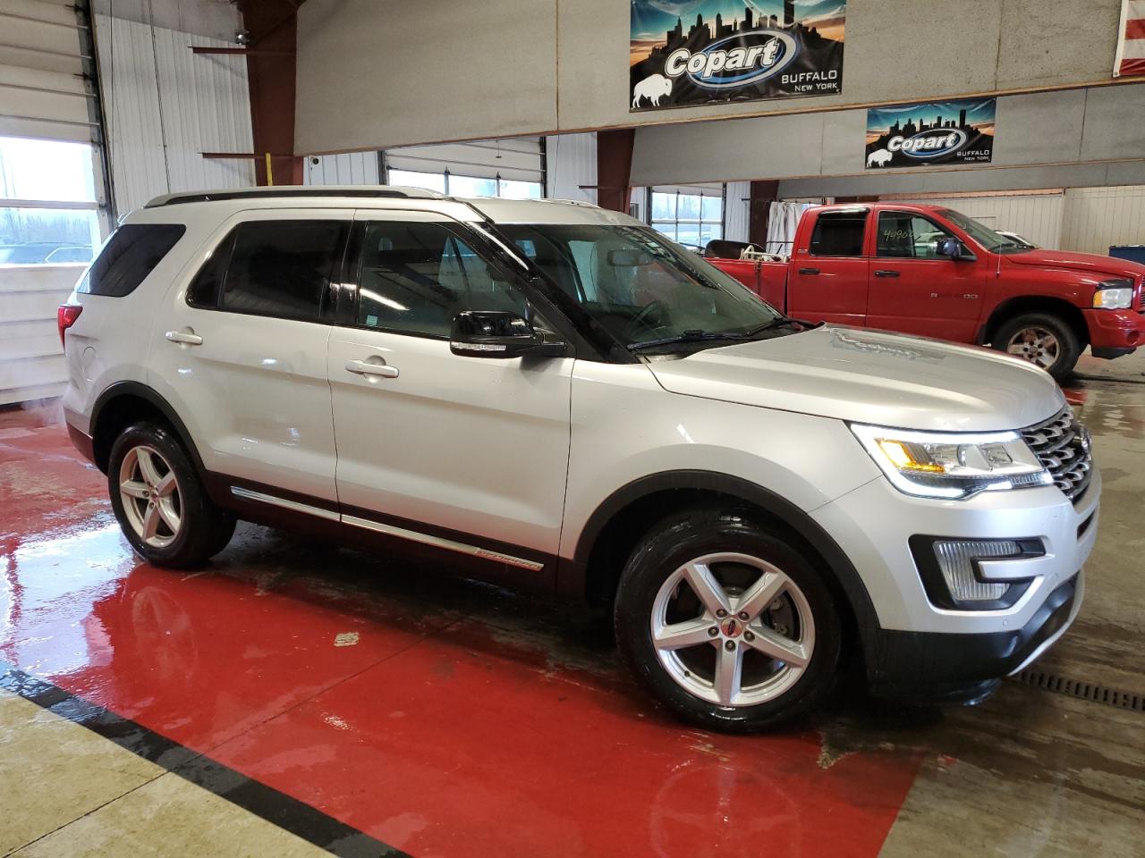 Photo 3 VIN: 1FM5K8D80HGD47650 - FORD EXPLORER 