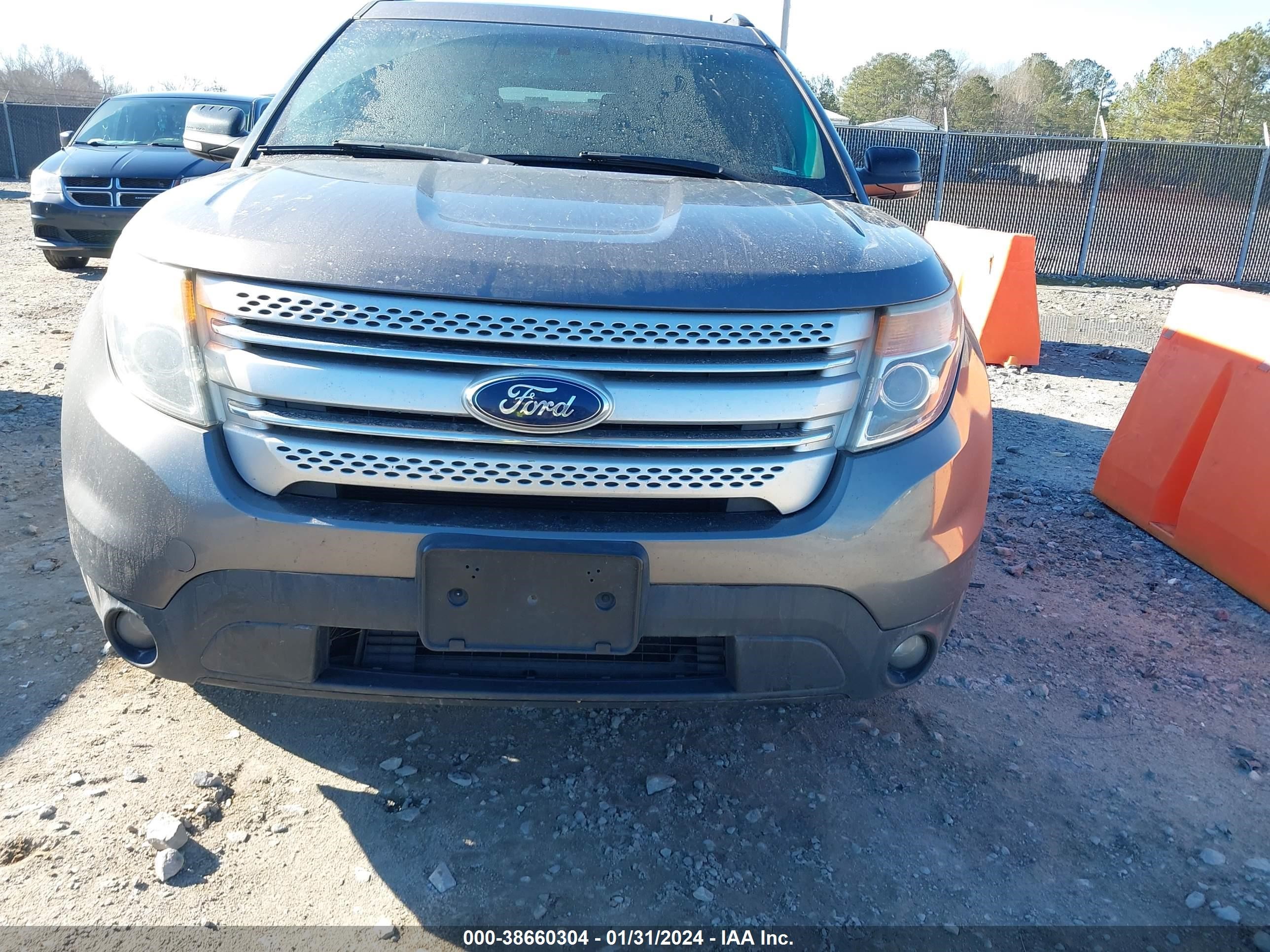 Photo 5 VIN: 1FM5K8D81DGC08881 - FORD EXPLORER 