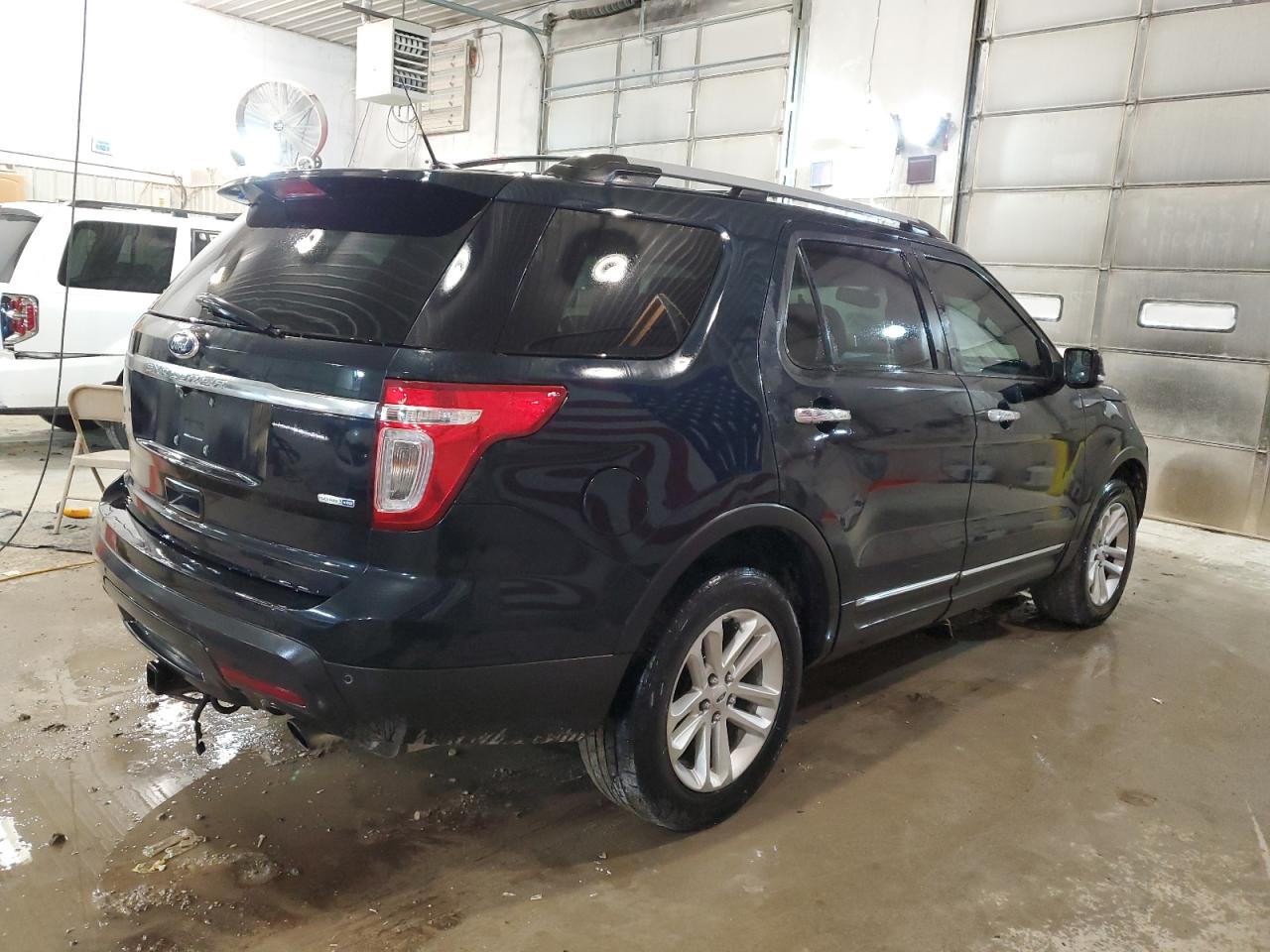 Photo 2 VIN: 1FM5K8D81FGB48510 - FORD EXPLORER 