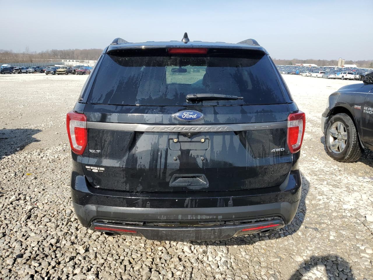 Photo 5 VIN: 1FM5K8D81HGC30823 - FORD EXPLORER 