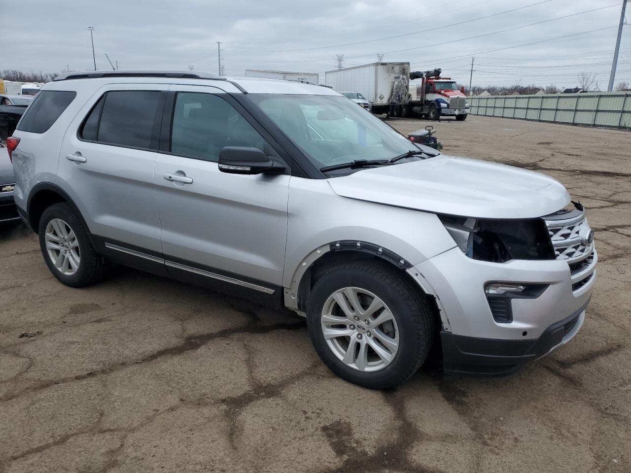 Photo 3 VIN: 1FM5K8D81KGB37324 - FORD EXPLORER 