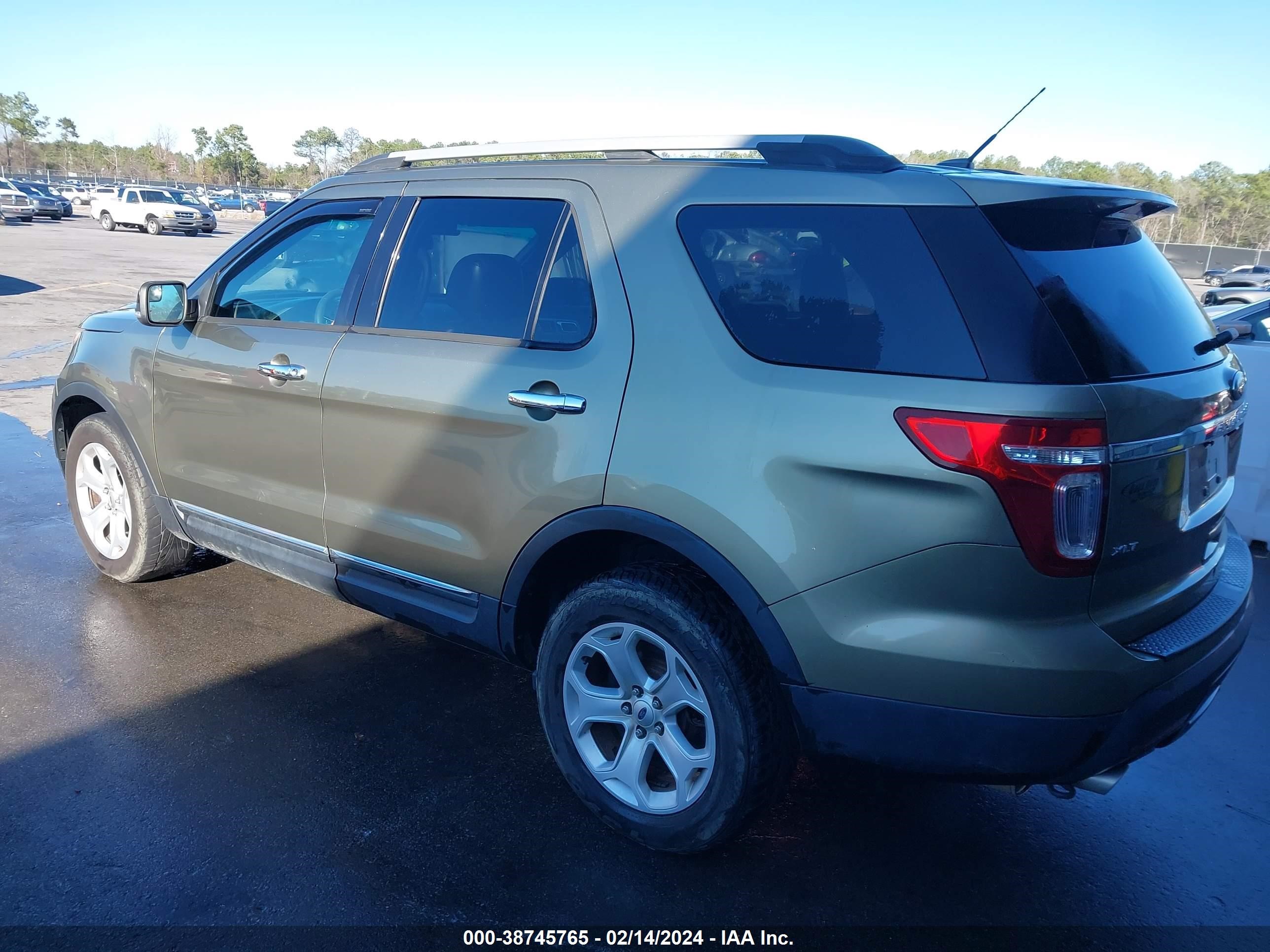 Photo 2 VIN: 1FM5K8D82DGC16827 - FORD EXPLORER 