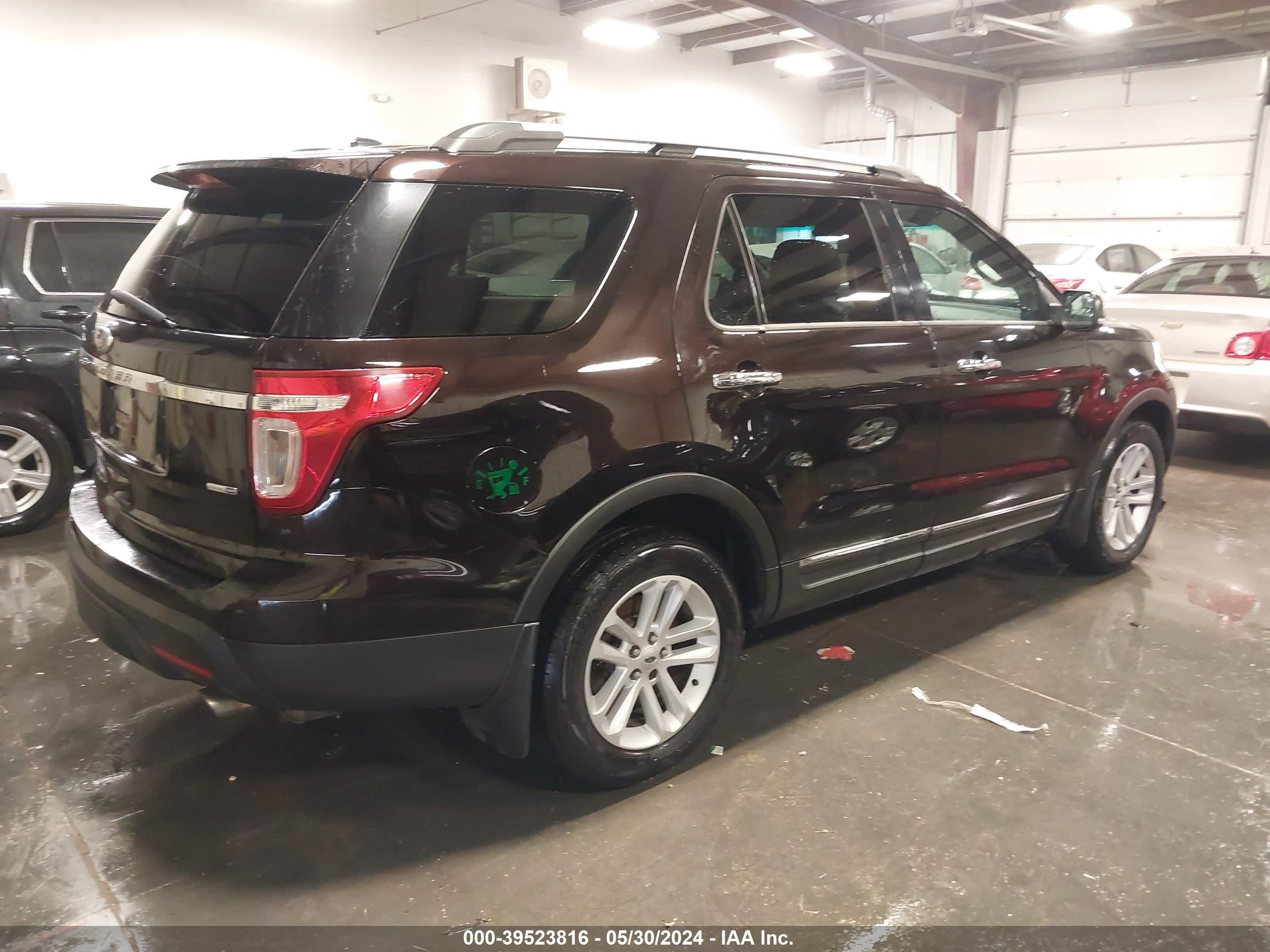 Photo 3 VIN: 1FM5K8D82EGB55464 - FORD EXPLORER 