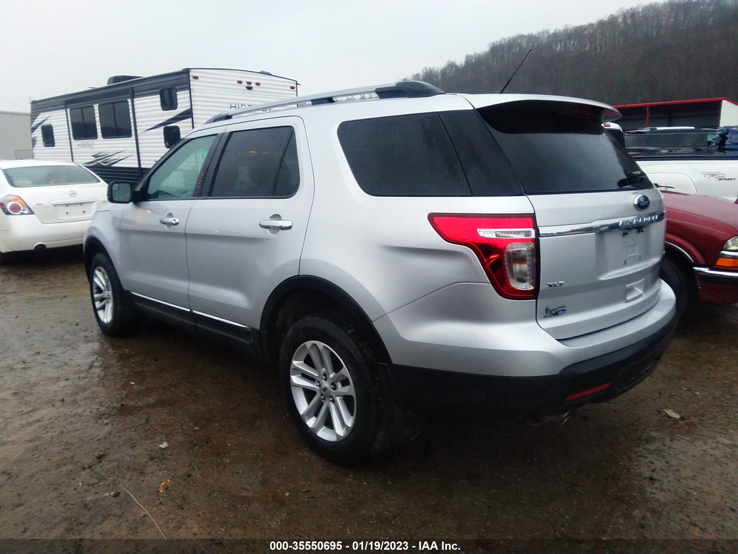 Photo 2 VIN: 1FM5K8D82FGA92397 - FORD EXPLORER 