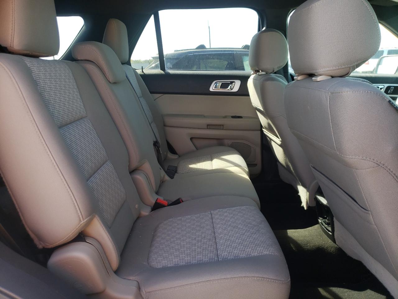 Photo 10 VIN: 1FM5K8D82FGC09606 - FORD EXPLORER 