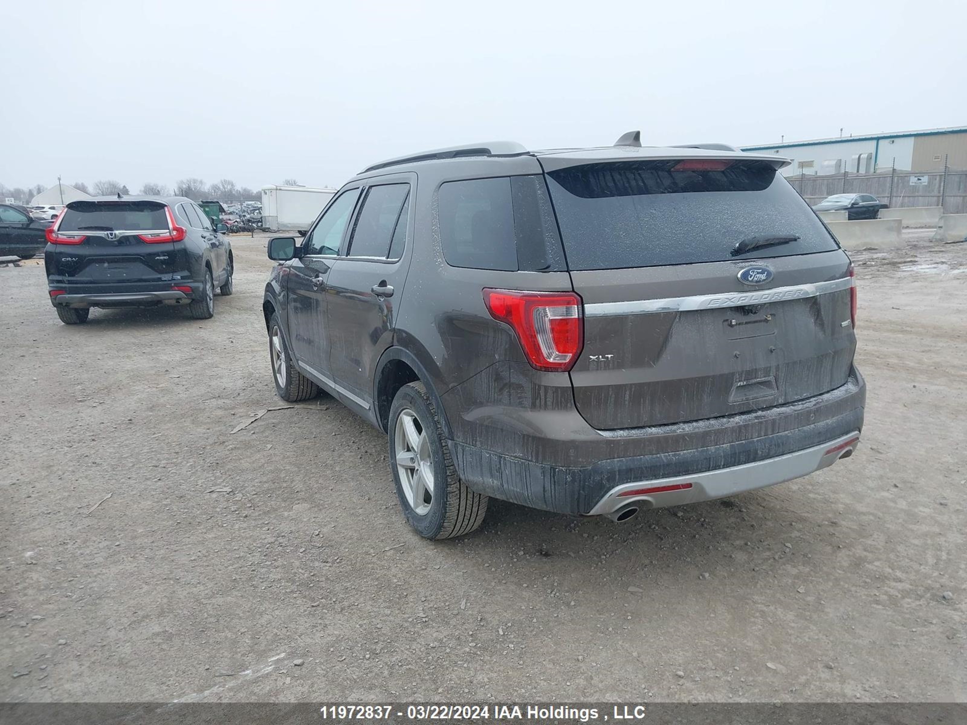 Photo 2 VIN: 1FM5K8D82GGB45696 - FORD EXPLORER 