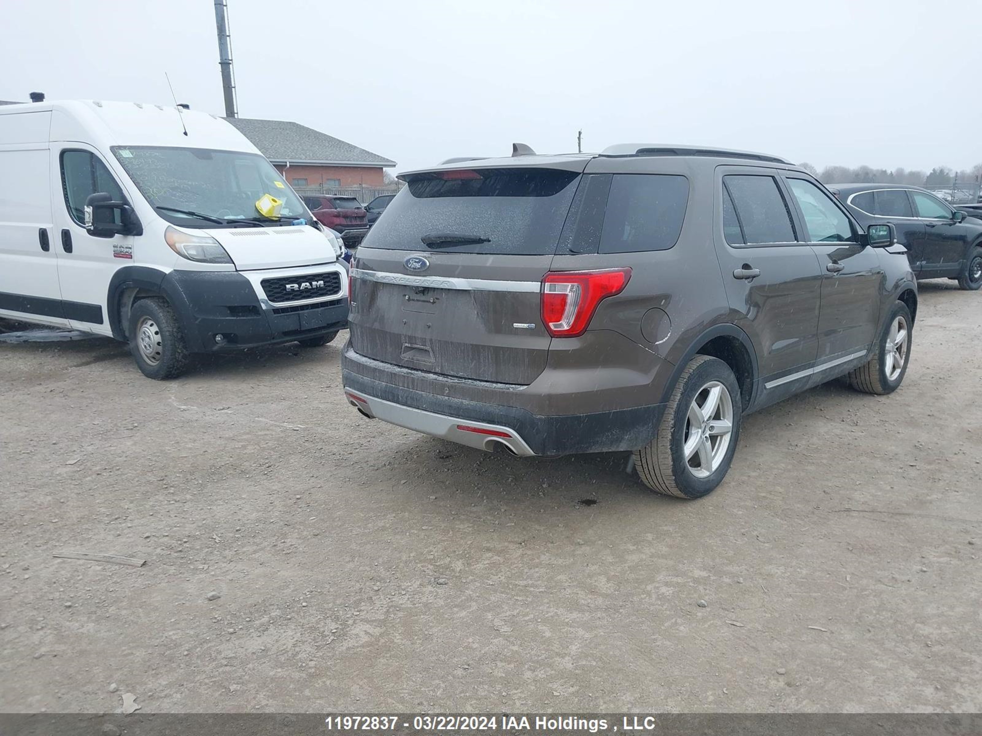 Photo 3 VIN: 1FM5K8D82GGB45696 - FORD EXPLORER 