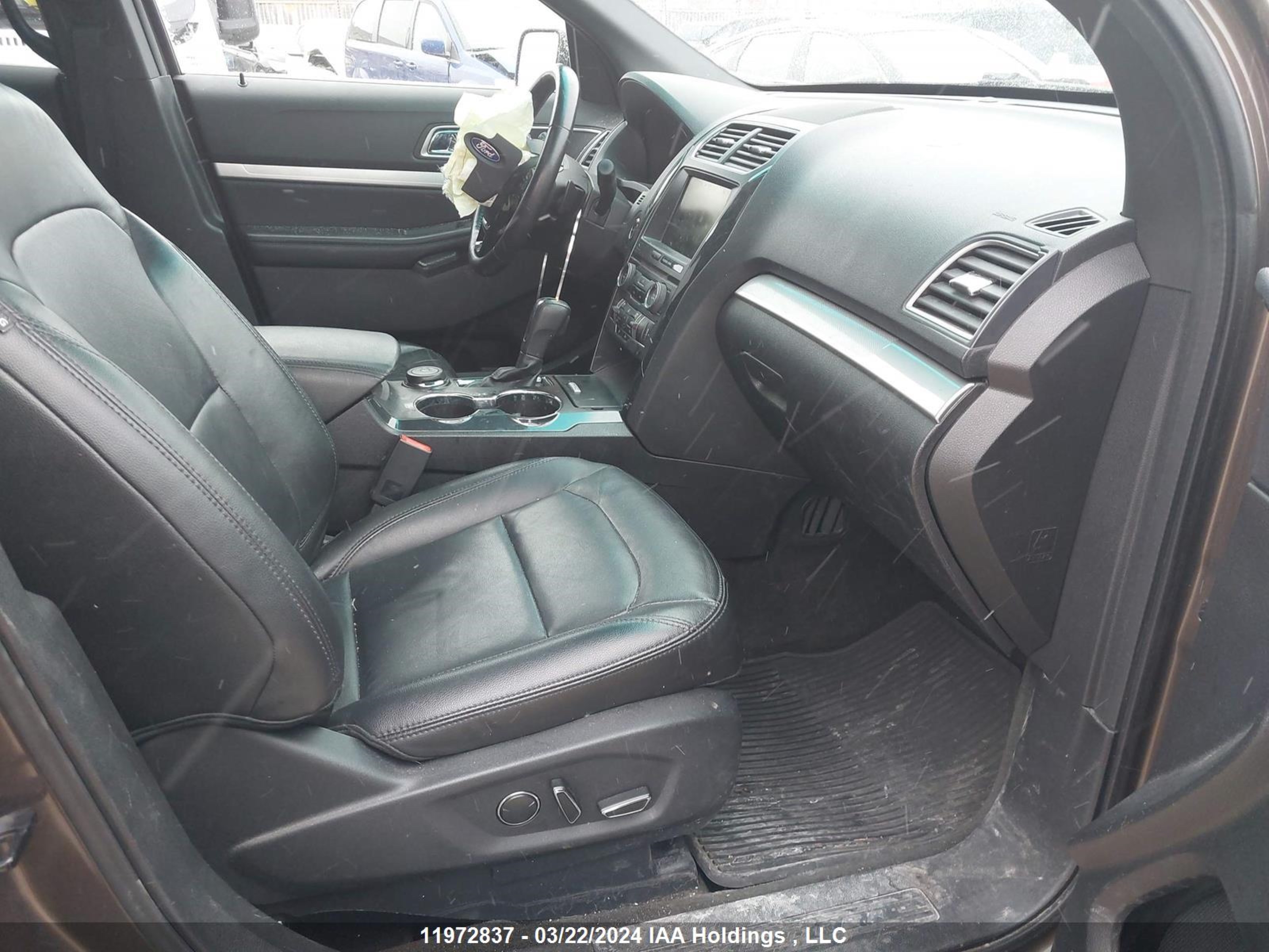 Photo 4 VIN: 1FM5K8D82GGB45696 - FORD EXPLORER 