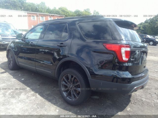 Photo 2 VIN: 1FM5K8D82HGA25513 - FORD EXPLORER 