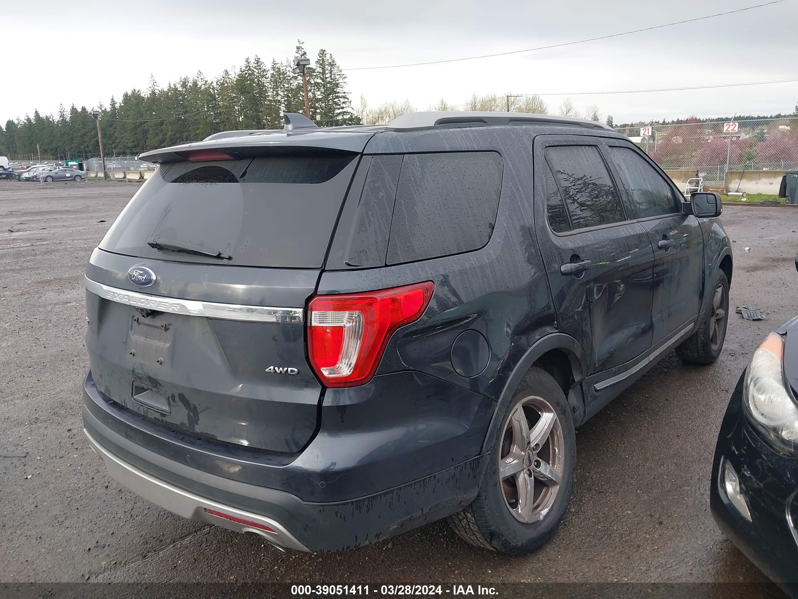 Photo 3 VIN: 1FM5K8D82HGA43753 - FORD EXPLORER 