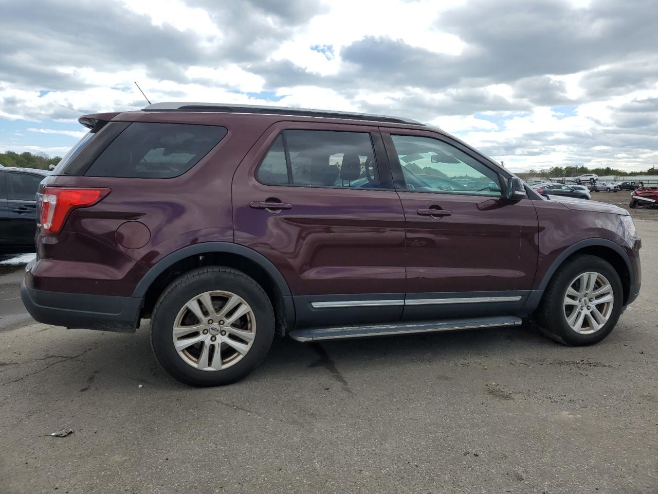 Photo 2 VIN: 1FM5K8D82JGA75107 - FORD EXPLORER 