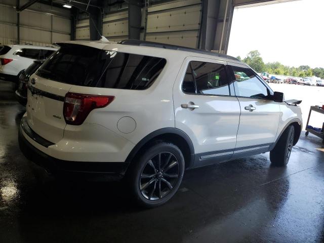 Photo 2 VIN: 1FM5K8D82JGB79242 - FORD EXPLORER X 