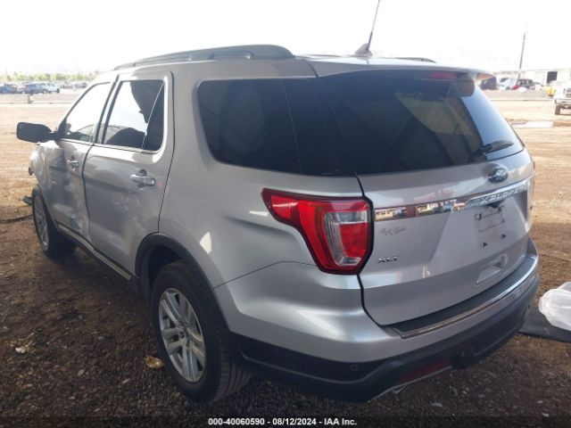 Photo 2 VIN: 1FM5K8D82JGC15219 - FORD EXPLORER 