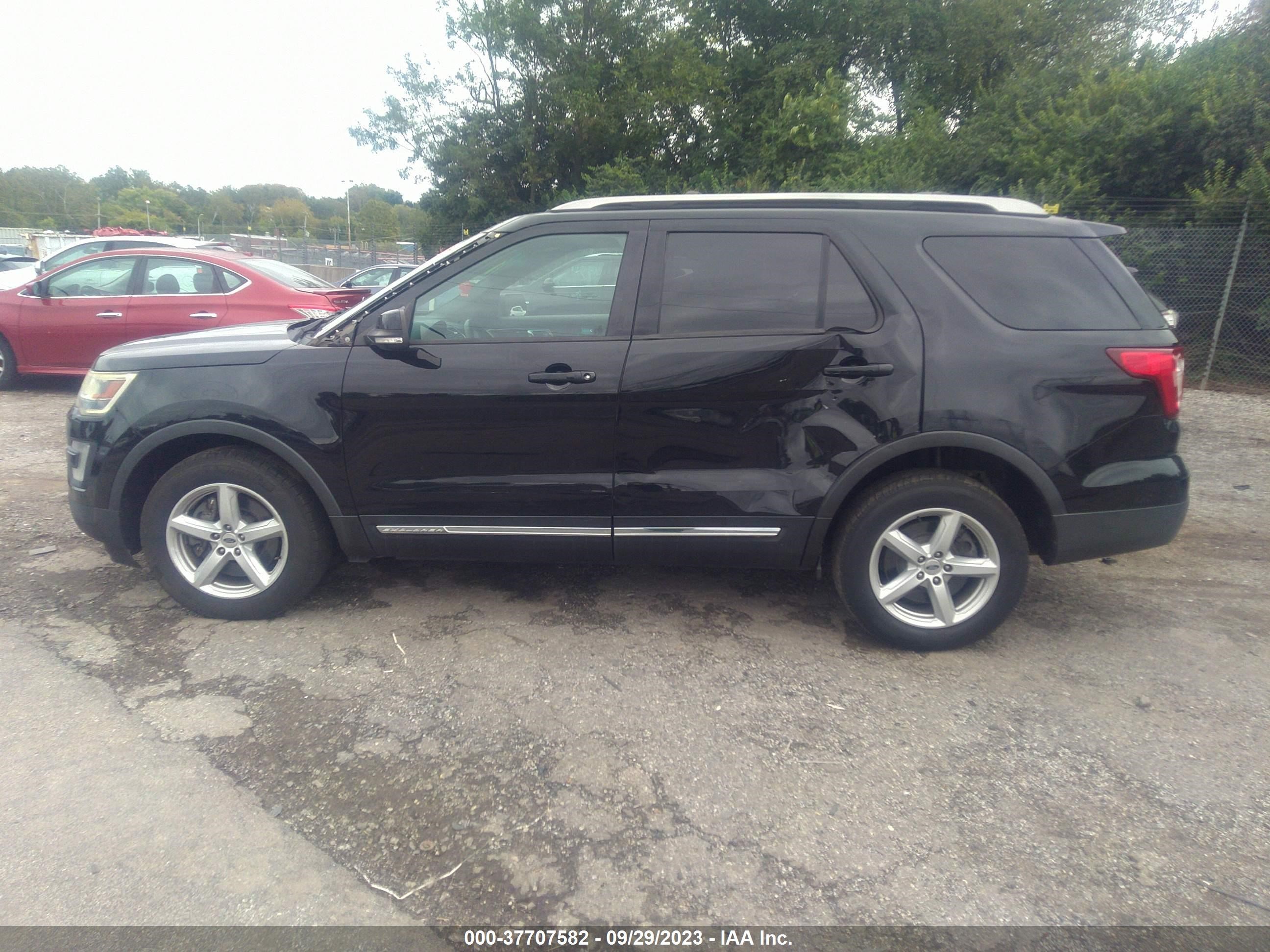 Photo 13 VIN: 1FM5K8D83GGC30126 - FORD EXPLORER 