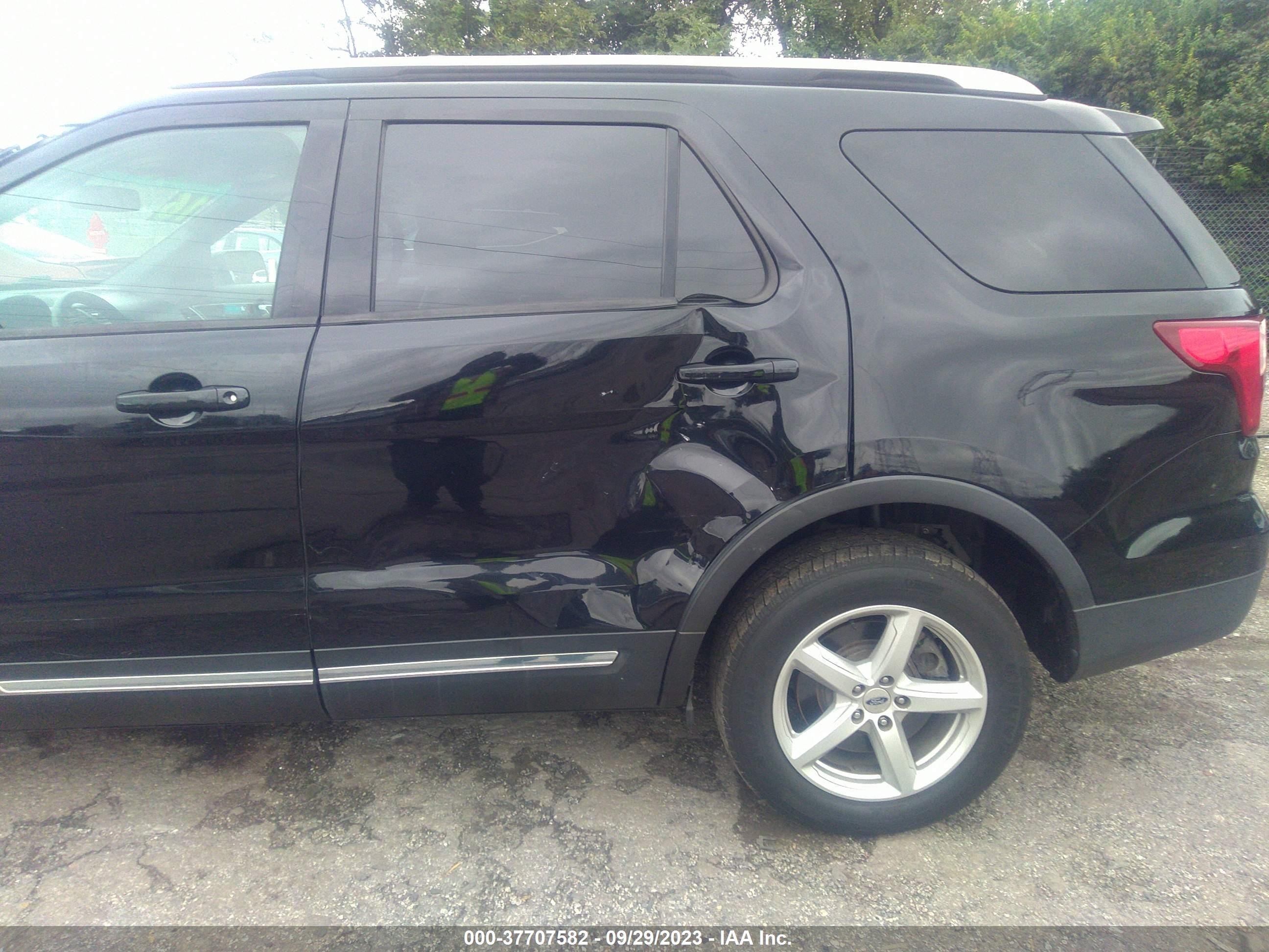 Photo 5 VIN: 1FM5K8D83GGC30126 - FORD EXPLORER 